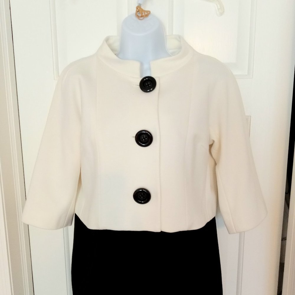 Maggy London White Short 3/4 Sleeves Blazer Mod Large Black Buttons Size 8